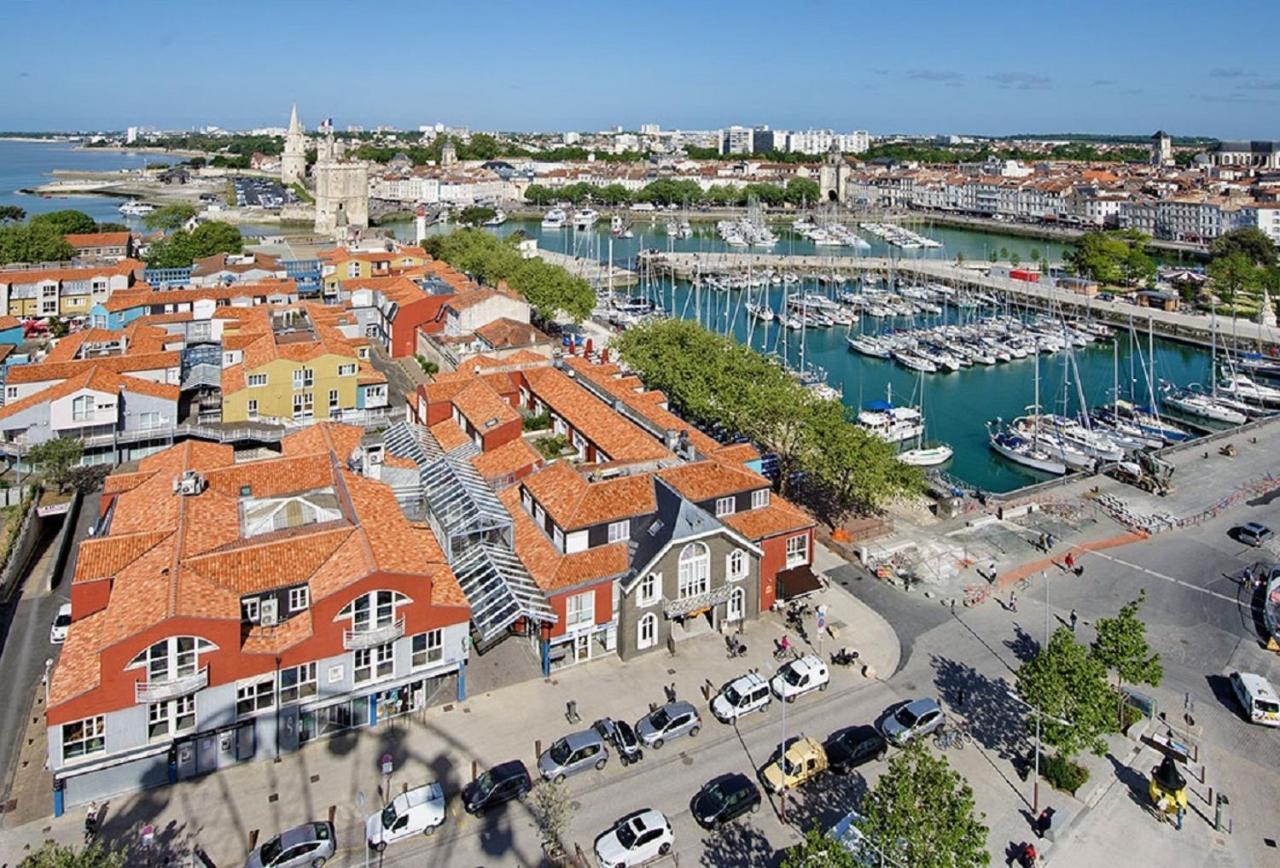 Charmant Cocon Iode Cosy Equipe, Baigne De Lumiere, Situe Au Coeur De La Rochelle A 1Min A Pied Du Marche Central Avec Tv Et Wifi Exterior foto